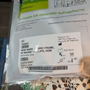 Wisp nasal mask with frame and clips. Size Large